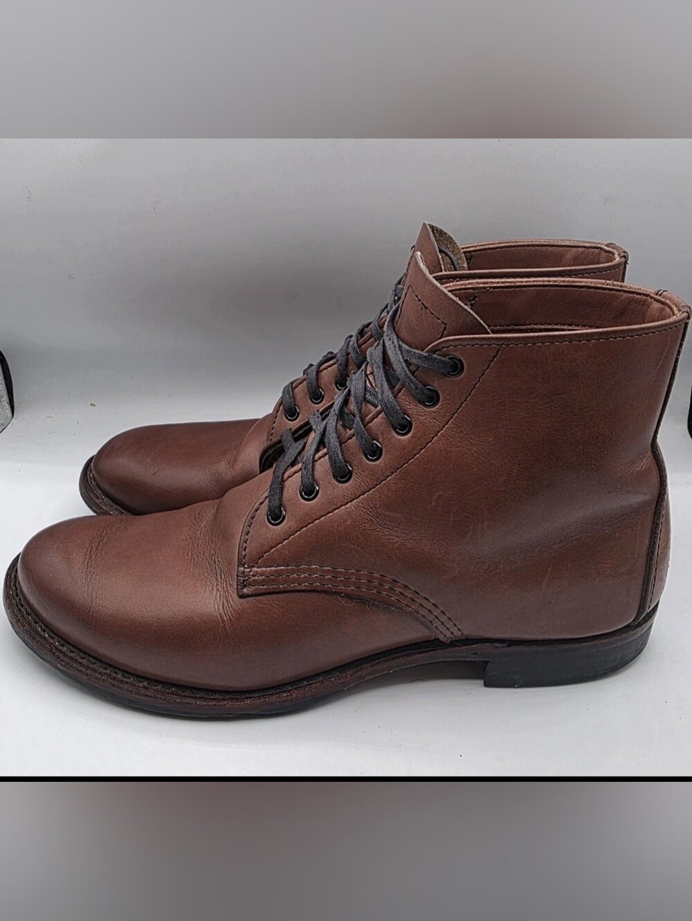 Red Wing Boots 9073 Sheldon Men's Size 8 D.
